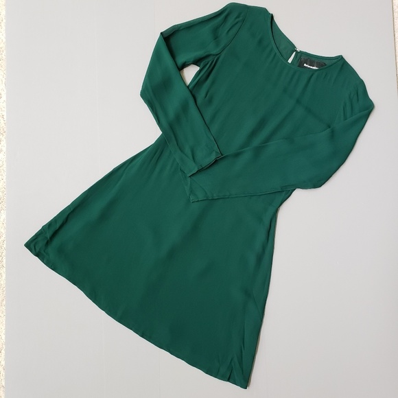 Reformation Dresses & Skirts - NWT Reformation Mayra Emerald Dress